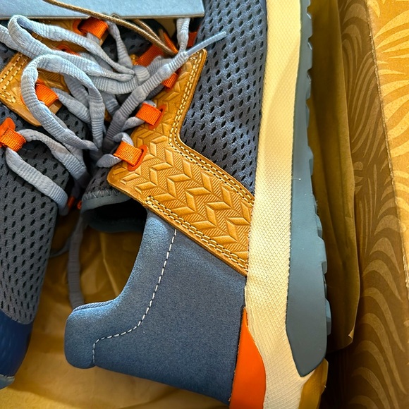 OluKai Wailuku Sneakers Moonlit Ocean/Vintage Blue Size 9 NEW IN BOX - Picture 7 of 7